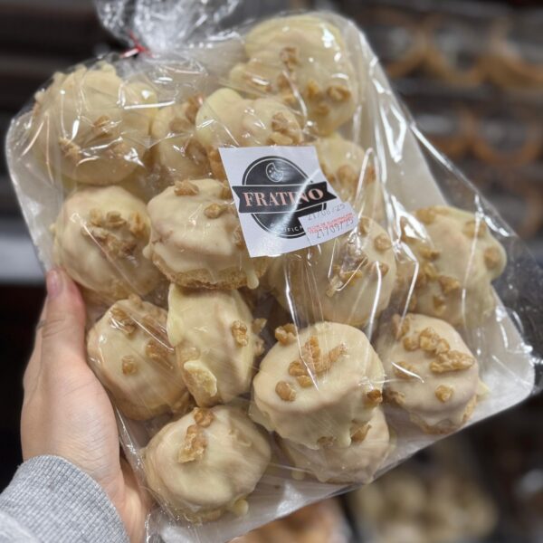 GALLETA BAÑADA CHOCOLATE BLANCO CON NUEZ X 500 GR