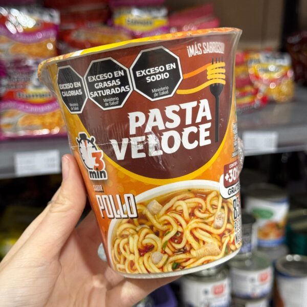 PASTAS VELOCES VASO SABOR POLLO X 85 GR